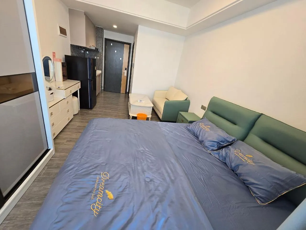Condo Tel At Star Bay Preăh Sihanŭk